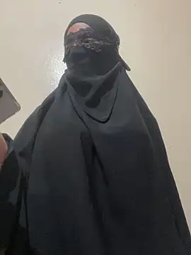 Hijabi HotGirls online show from 02-26-25, 08:22