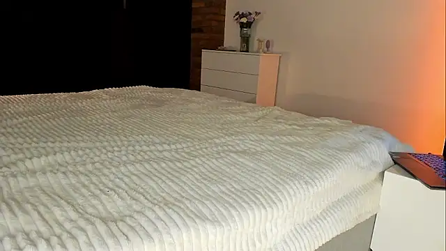 Snapshot of Rachel_Rey chatting on 02-20-26, 06:30 Rachel Rey online show from 02-20-26, 06:30