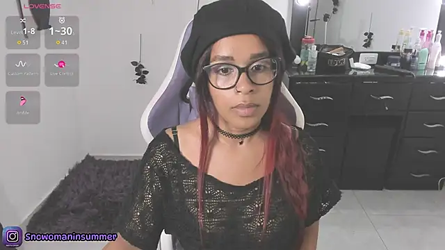 Snapshot of Lips_SaraSofia2 chatting on 05-29-26, 06:06 Lips SaraSofia2 online show from 05-29-26, 06:06