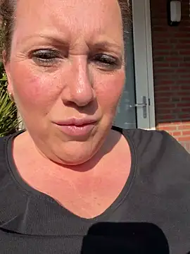 xsexycurvymilf online show from 03-19-26, 01:59