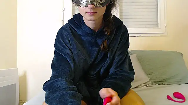 Snapshot of asphodelex chatting on 10-30-25, 01:23 asphodelex online show from 10-30-25, 01:23