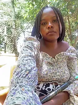 Snapshot of Dellah26 chatting on 01-17-25, 09:49 Dellah26 online show from 01-17-25, 09:49