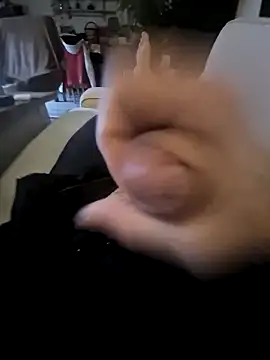 Snapshot of MarkBigDick35 chatting on 01-19-26, 01:48 MarkBigDick35 online show from 01-19-26, 01:48