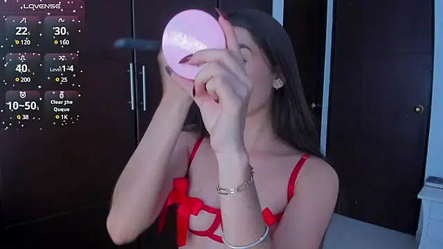 Snapshot of Coralinee_01 chatting on 02-08-25, 08:53 Coralinee 01 online show from 02-08-25, 08:53