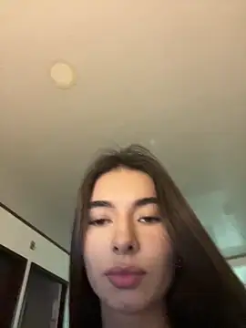 Coralinee 01 online show from 05-26-26, 11:12