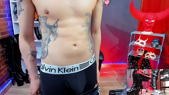 Snapshot of daven56 chatting on 03-19-26, 01:04 daven56 online show from 03-19-26, 01:04