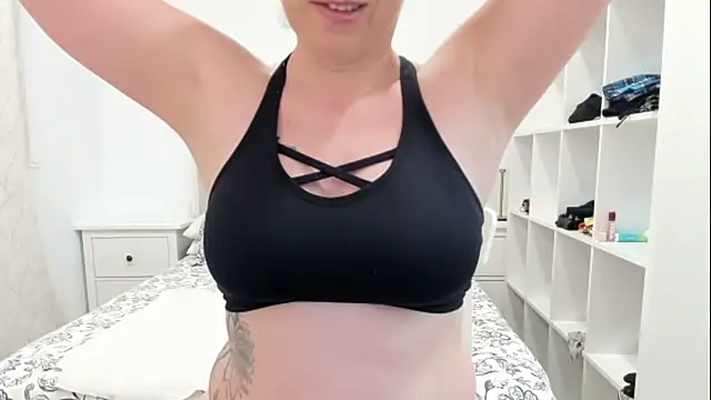 emmita69  online show from 11-13-25, 05:17