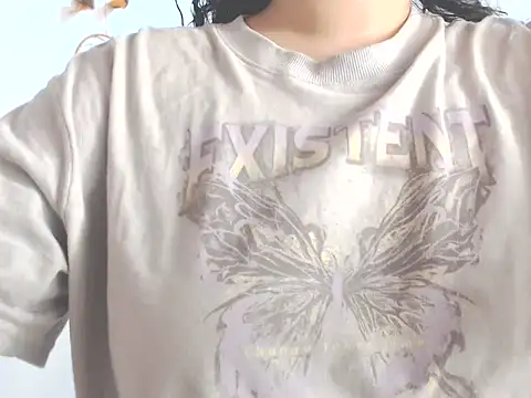 Amara18  online show from 12-15-24, 04:18