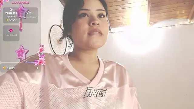 Snapshot of Amara18_ chatting on 03-07-26, 07:44 Amara18 online show from 03-07-26, 07:44