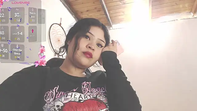 Snapshot of Amara18_ chatting on 04-06-26, 07:59 Amara18 online show from 04-06-26, 07:59