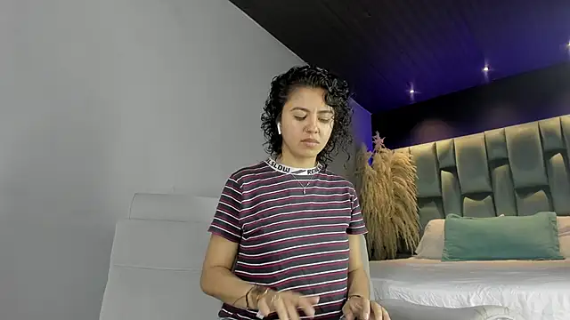 Amareto  online show from 01-25-25, 10:51