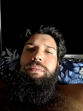 Luksmen online show from 10-26-25, 01:22