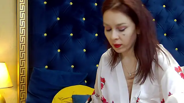 Snapshot of HaileyMoonn chatting on 12-23-24, 10:53 HaileyMoonn online show from 12-23-24, 10:53