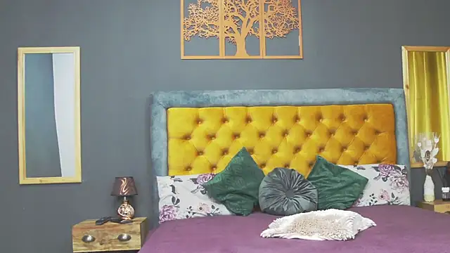 Snapshot of HaileyMoonn chatting on 02-05-25, 04:48 HaileyMoonn online show from 02-05-25, 04:48