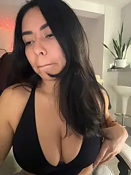 PetitLumiere online show from 03-20-26, 03:11