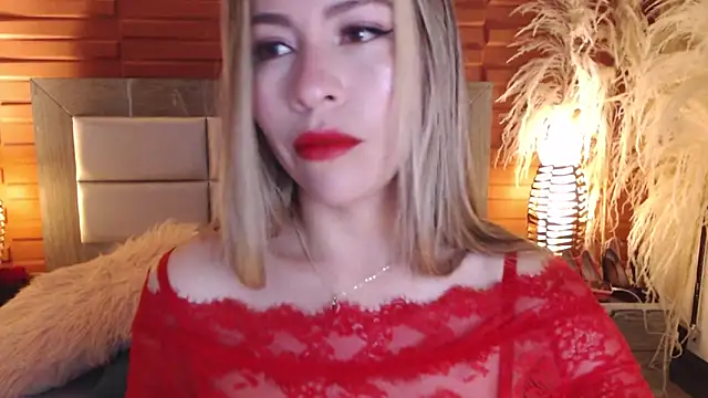 Snapshot of Ammy_Castro chatting on 01-08-25, 07:24 Ammy Castro online show from 01-08-25, 07:24