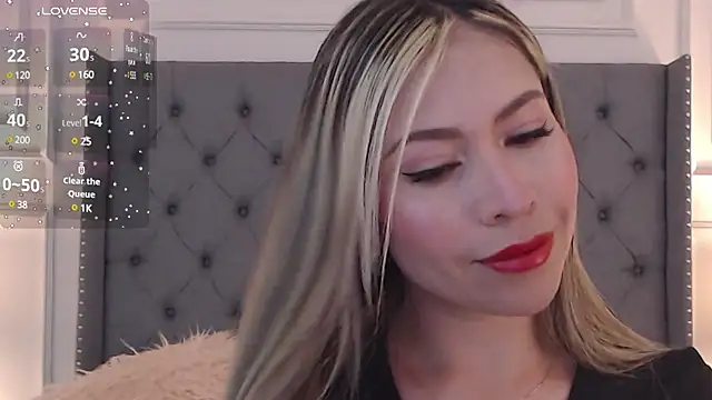 Snapshot of Ammy_Castro chatting on 01-24-25, 02:30 Ammy Castro online show from 01-24-25, 02:30