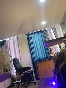 Ammy Castro online show from 02-19-26, 09:11