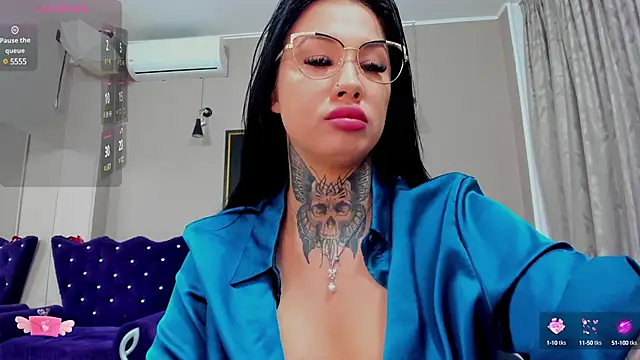 Snapshot of AngellBlackX chatting on 02-22-25, 08:31 AngellBlackX online show from 02-22-25, 08:31