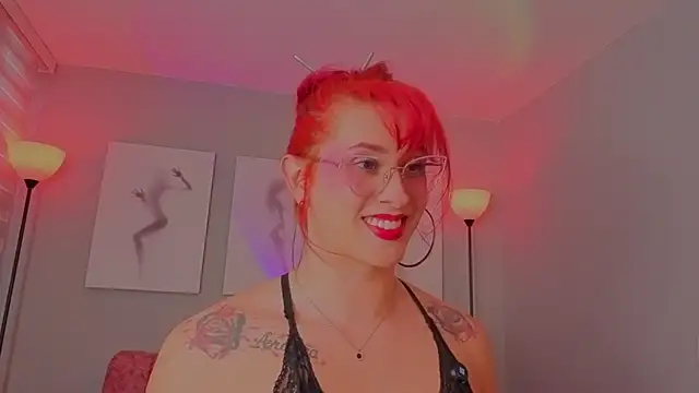 Juliana Saenzz online show from 03-23-26, 04:44