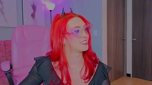 Juliana Saenzz online show from 03-26-26, 06:02