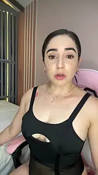 Victoria-And1 online show from 12-20-25, 01:45