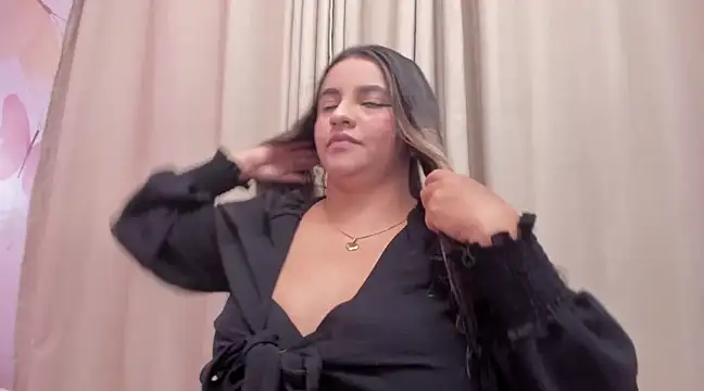 Arianna bigboobs  online show from 03-03-25, 11:00