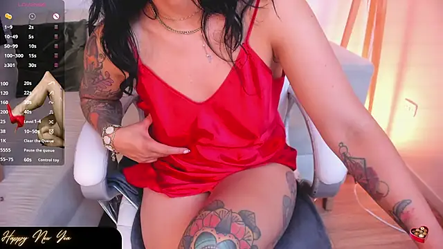 Snapshot of kira_moon__ chatting on 12-27-24, 11:21 kira moon online show from 12-27-24, 11:21