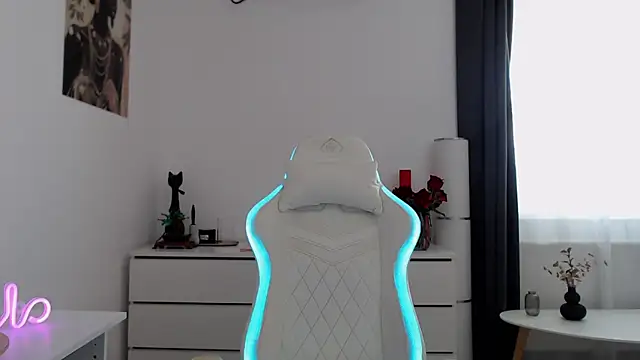 Simply the best online show from 10-17-25, 09:01