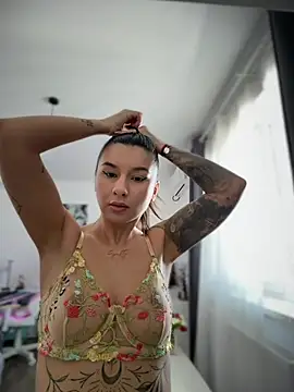 Simply the best online show from 02-22-26, 10:58