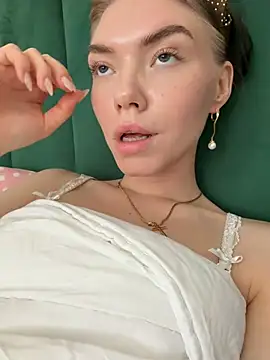 Lisaaa Alisa online show from 05-02-26, 09:25