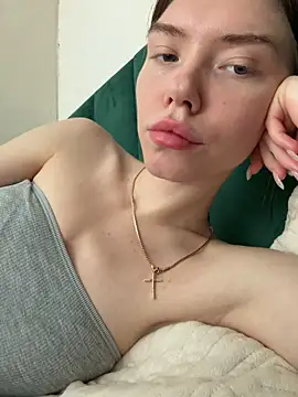 Lisaaa Alisa online show from 05-18-26, 04:18