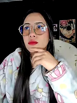 Snapshot of Janna_mnt chatting on 12-13-24, 04:33 Janna mnt online show from 12-13-24, 04:33