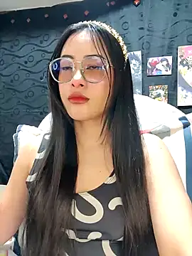 Snapshot of Janna_mnt chatting on 12-19-24, 04:23 Janna mnt online show from 12-19-24, 04:23