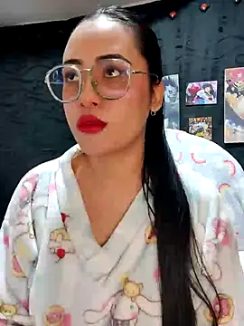 Snapshot of Janna_mnt chatting on 12-24-24, 05:16 Janna mnt online show from 12-24-24, 05:16