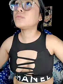 Snapshot of Janna_mnt chatting on 01-17-25, 06:26 Janna mnt online show from 01-17-25, 06:26