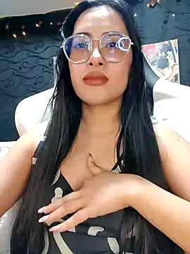 Snapshot of Janna_mnt chatting on 02-11-25, 05:26 Janna mnt online show from 02-11-25, 05:26