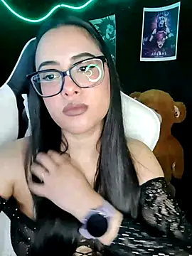 Snapshot of Janna_mnt chatting on 09-30-25, 06:24 Janna mnt online show from 09-30-25, 06:24