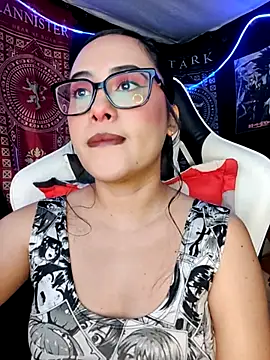 Janna mnt online show from 11-24-25, 04:34