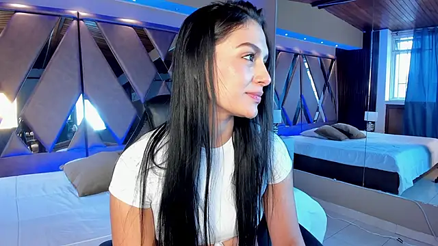 carina rossi online show from 01-05-25, 01:04