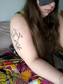 FrancaiseLynne online show from 03-16-25, 02:55