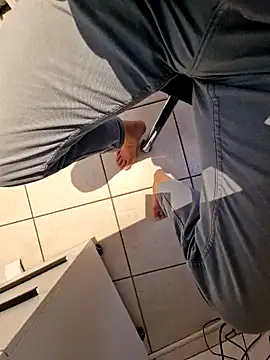 Snapshot of Lorent6969 chatting on 01-12-25, 12:01 Lorent6969 online show from 01-12-25, 12:01