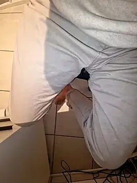 Snapshot of Lorent6969 chatting on 02-01-25, 06:10 Lorent6969 online show from 02-01-25, 06:10