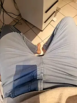 Snapshot of Lorent6969 chatting on 02-01-25, 09:43 Lorent6969 online show from 02-01-25, 09:43