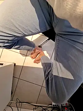 Snapshot of Lorent6969 chatting on 02-04-25, 11:49 Lorent6969 online show from 02-04-25, 11:49