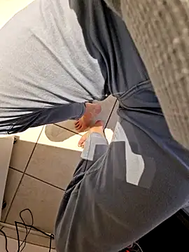 Snapshot of Lorent6969 chatting on 02-10-25, 02:48 Lorent6969 online show from 02-10-25, 02:48