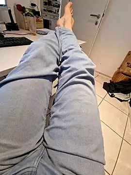 Snapshot of Lorent6969 chatting on 02-11-25, 10:26 Lorent6969 online show from 02-11-25, 10:26