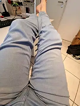 Snapshot of Lorent6969 chatting on 02-11-25, 01:30 Lorent6969 online show from 02-11-25, 01:30