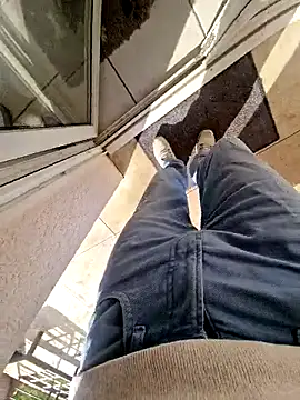 Snapshot of Lorent6969 chatting on 03-05-25, 02:45 Lorent6969 online show from 03-05-25, 02:45