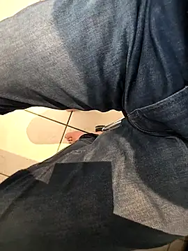 Snapshot of Lorent6969 chatting on 02-13-26, 09:05 Lorent6969 online show from 02-13-26, 09:05